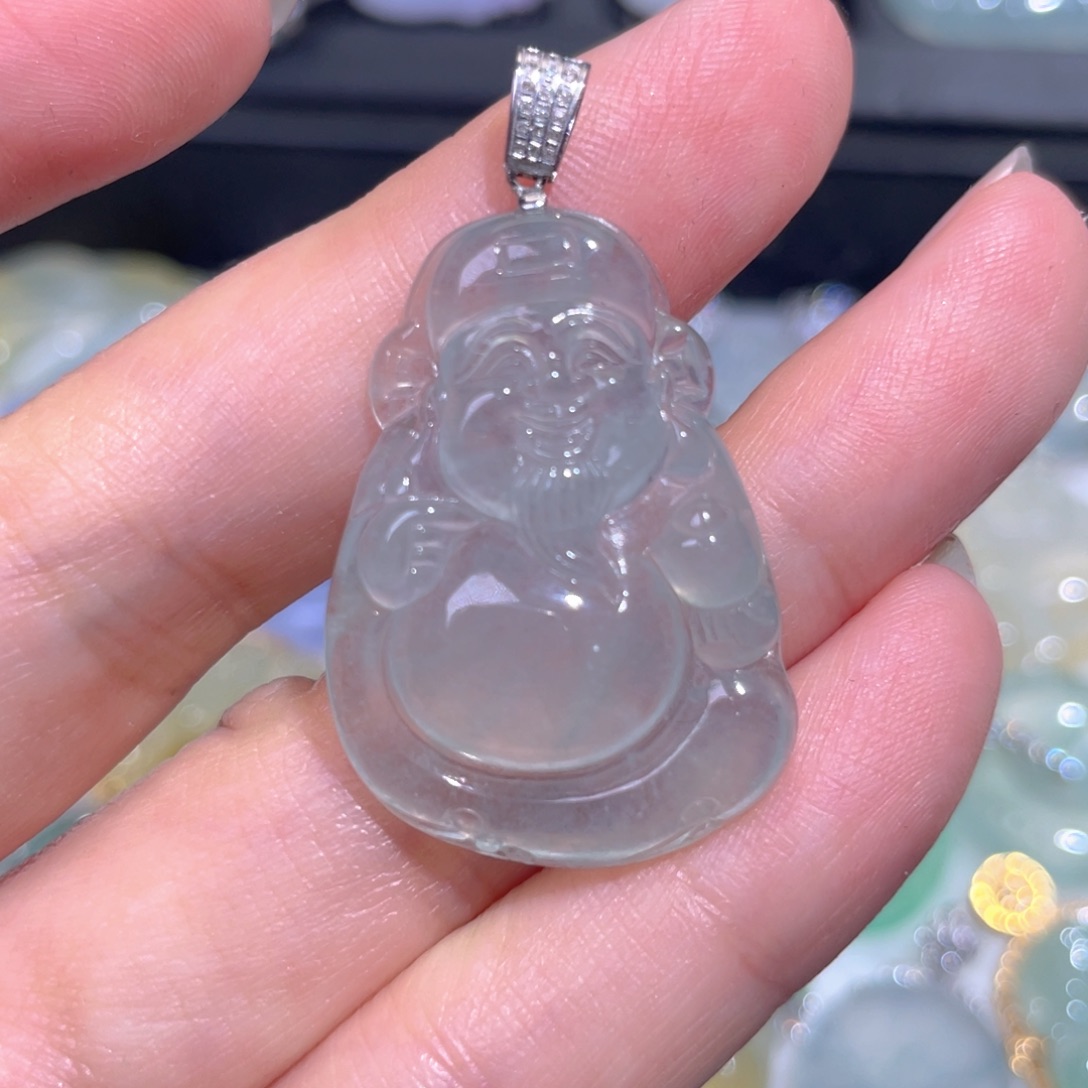 颈饰18K金镶嵌翡翠翡翠