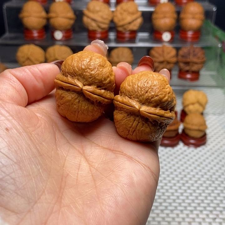 文玩核桃把件18佛陀元宝