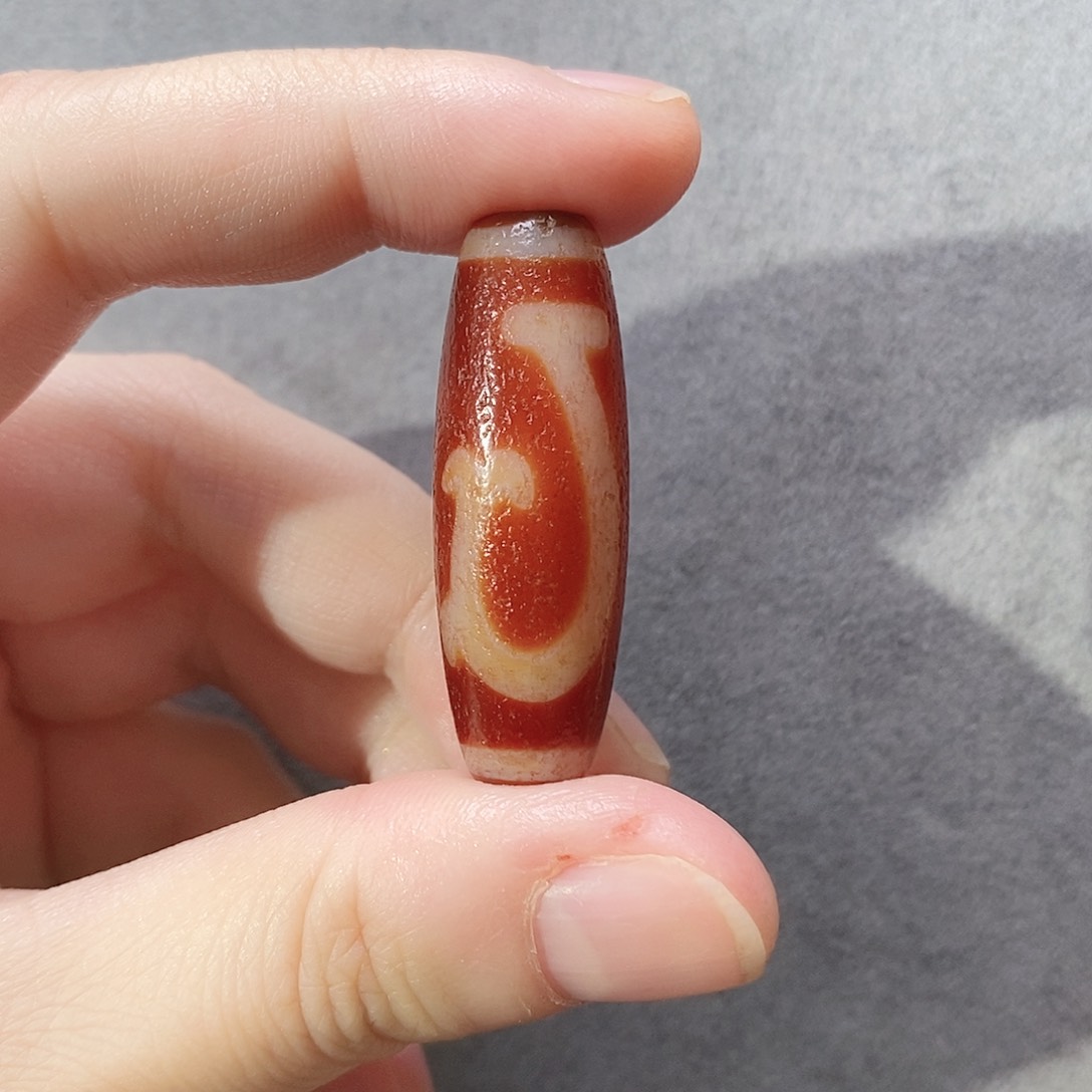 玛瑙/玉髓颈饰未镶嵌一**缘