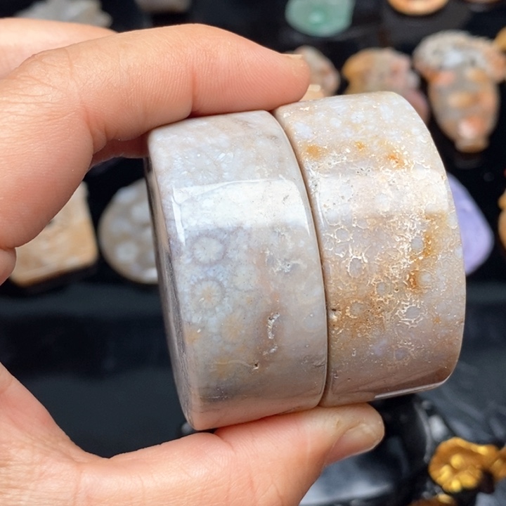 硅化珊瑚（珊瑚玉）手镯未镶嵌