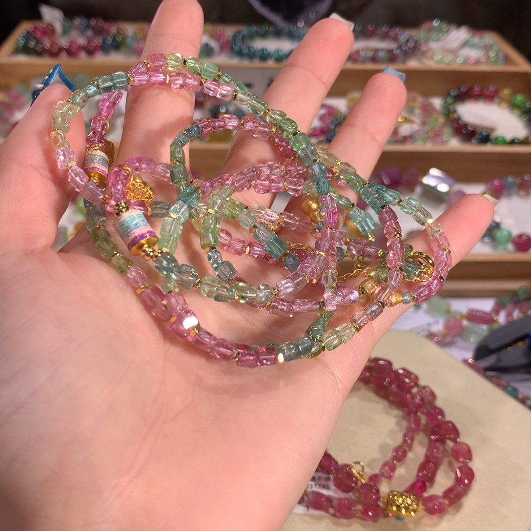 多样性发货一件未镶嵌碧玺