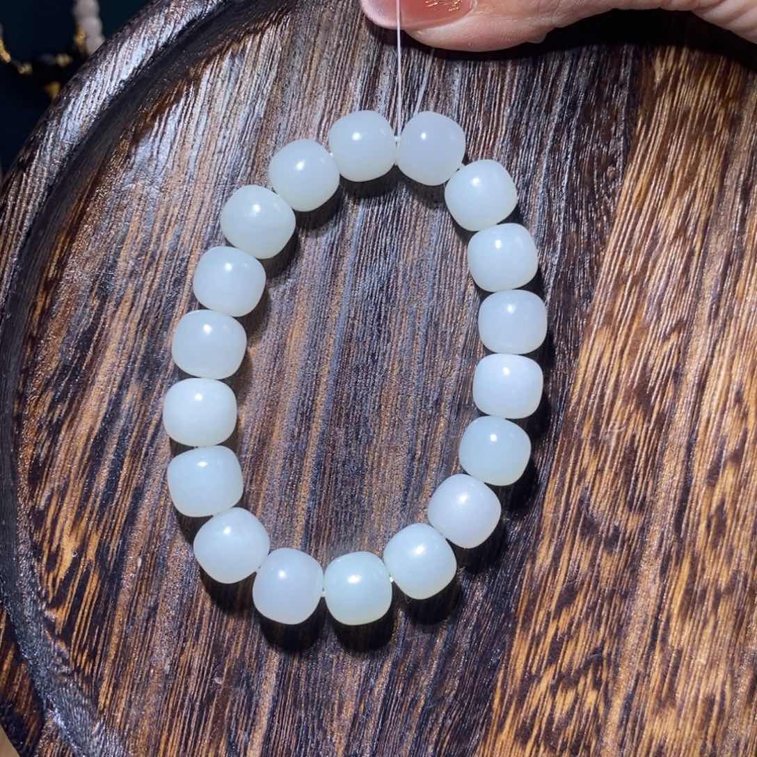 和田玉手串未镶嵌卡12老型微瑕