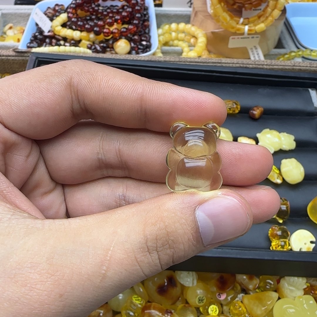 琥珀未镶嵌裸石蜜蜡小熊2.47g