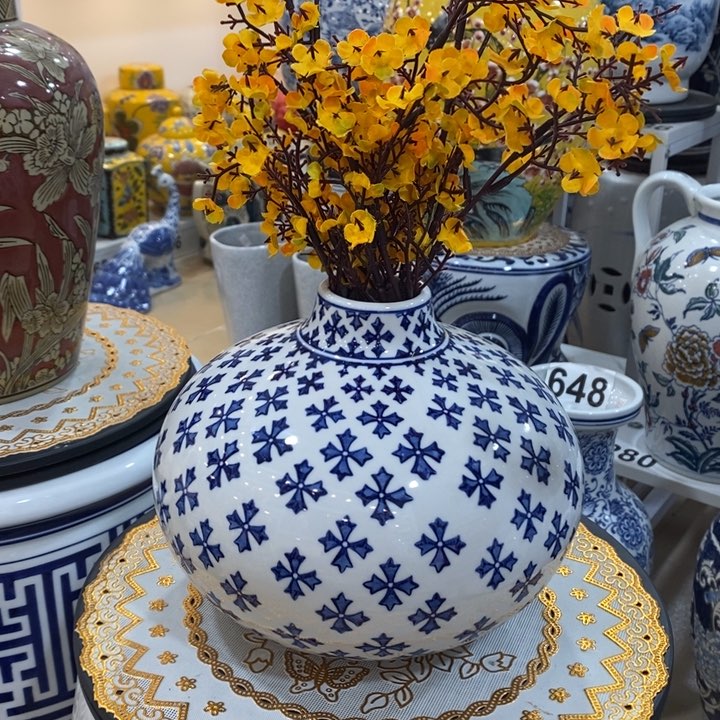 【闪购商品】摆件大***辣陶瓷花瓶摆件。。。