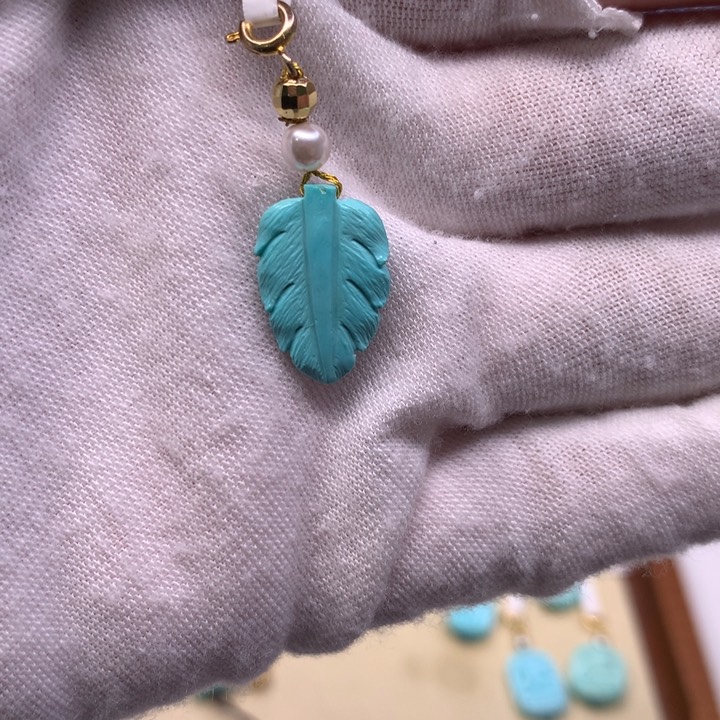 绿松石配饰未镶嵌