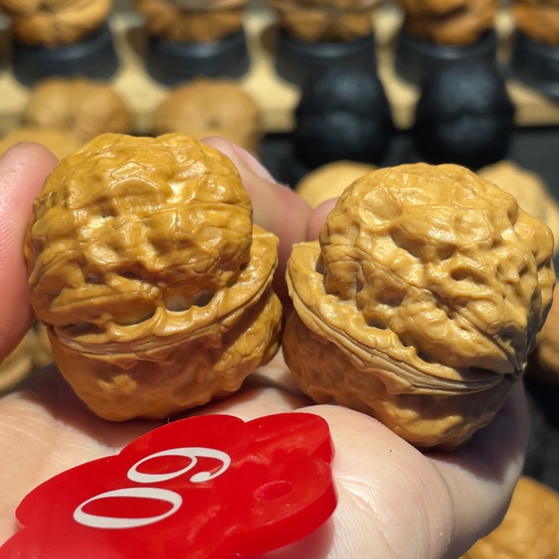 梧***海双龙疙瘩包核桃36