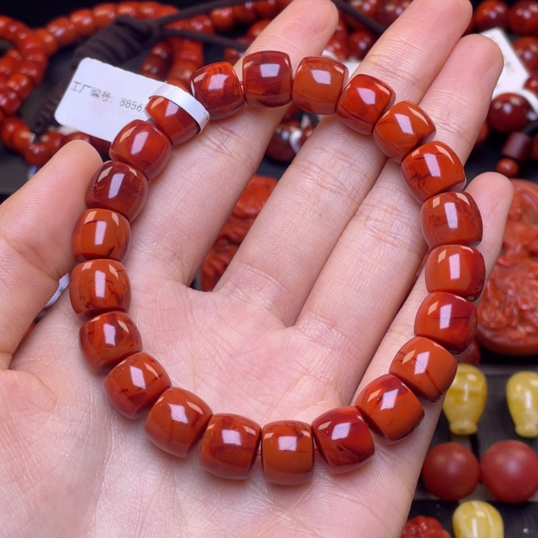 南红玛瑙其他未镶嵌?*10➕高品瓦西火焰纹满肉直切手串