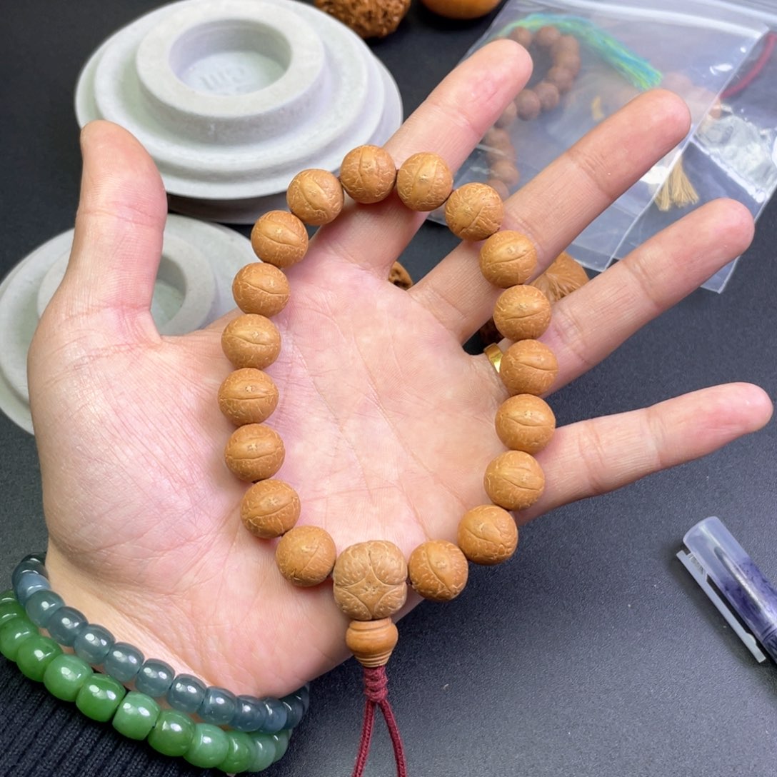 凤眼菩提手串13-14左右尺寸k41凤眼菩提D10同树