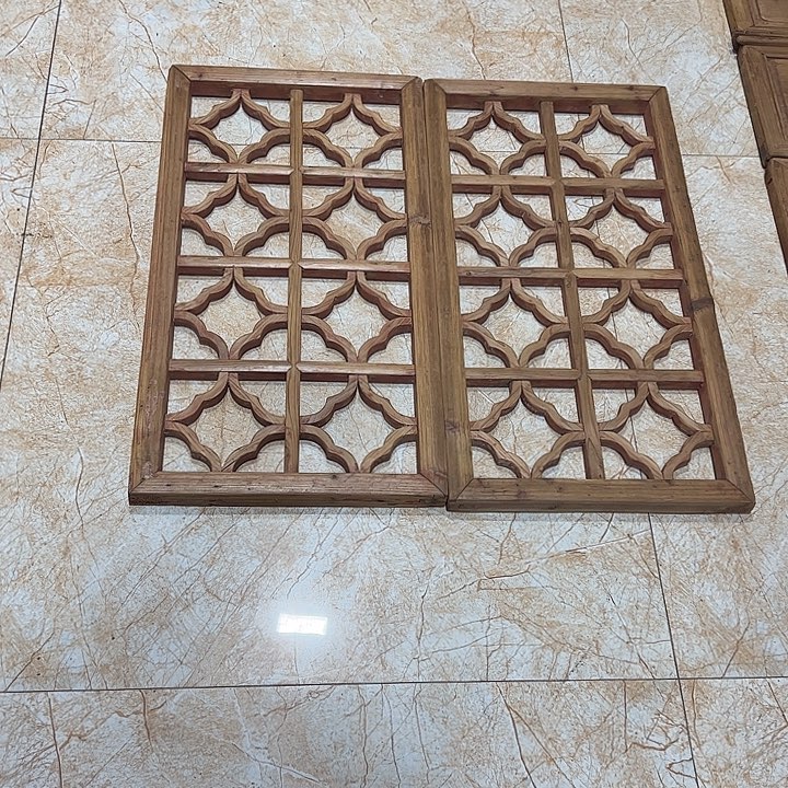 艾***s香榧木精美雕刻挂件花板