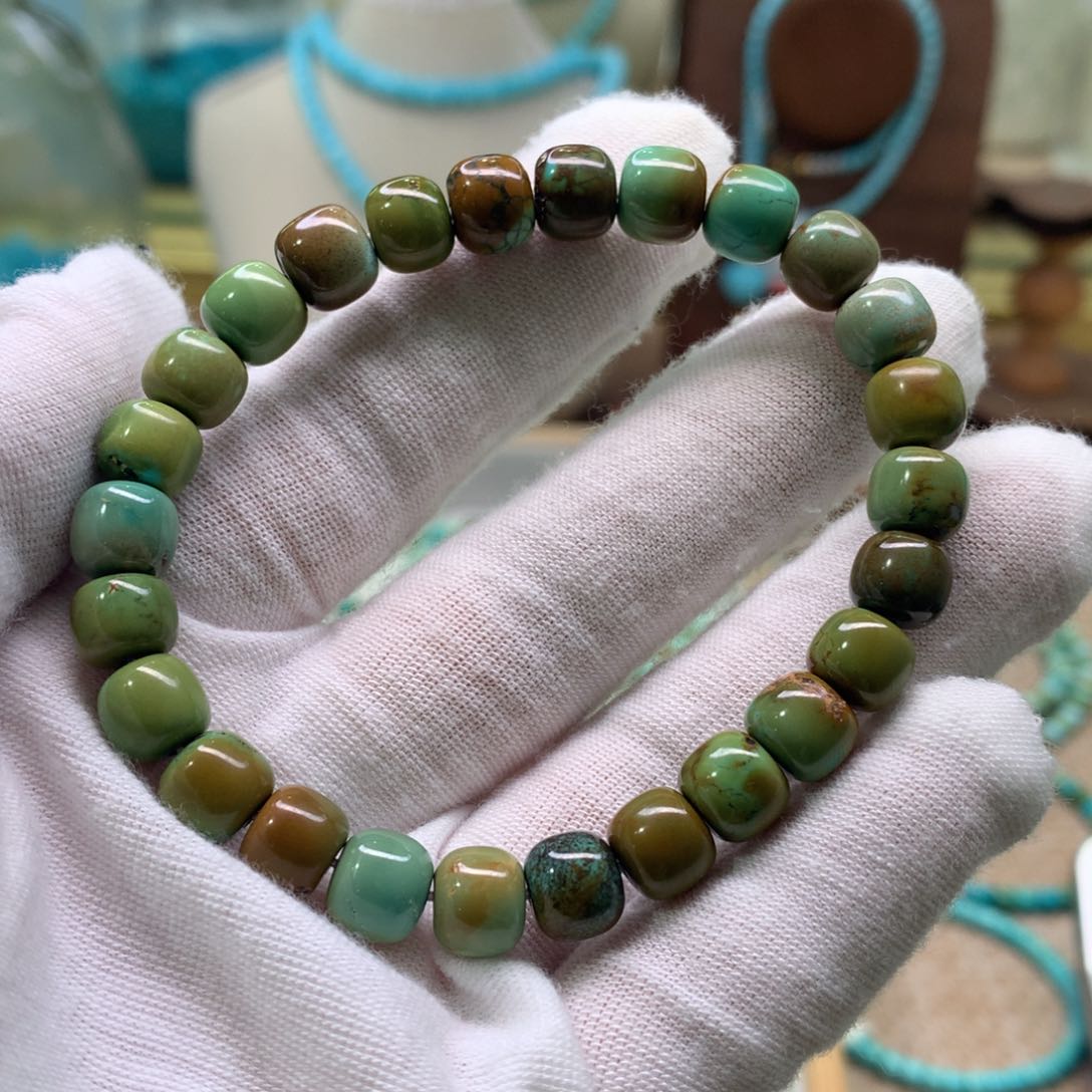 绿松石配饰未镶嵌