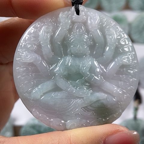 翡翠颈饰未镶嵌千手观音福利