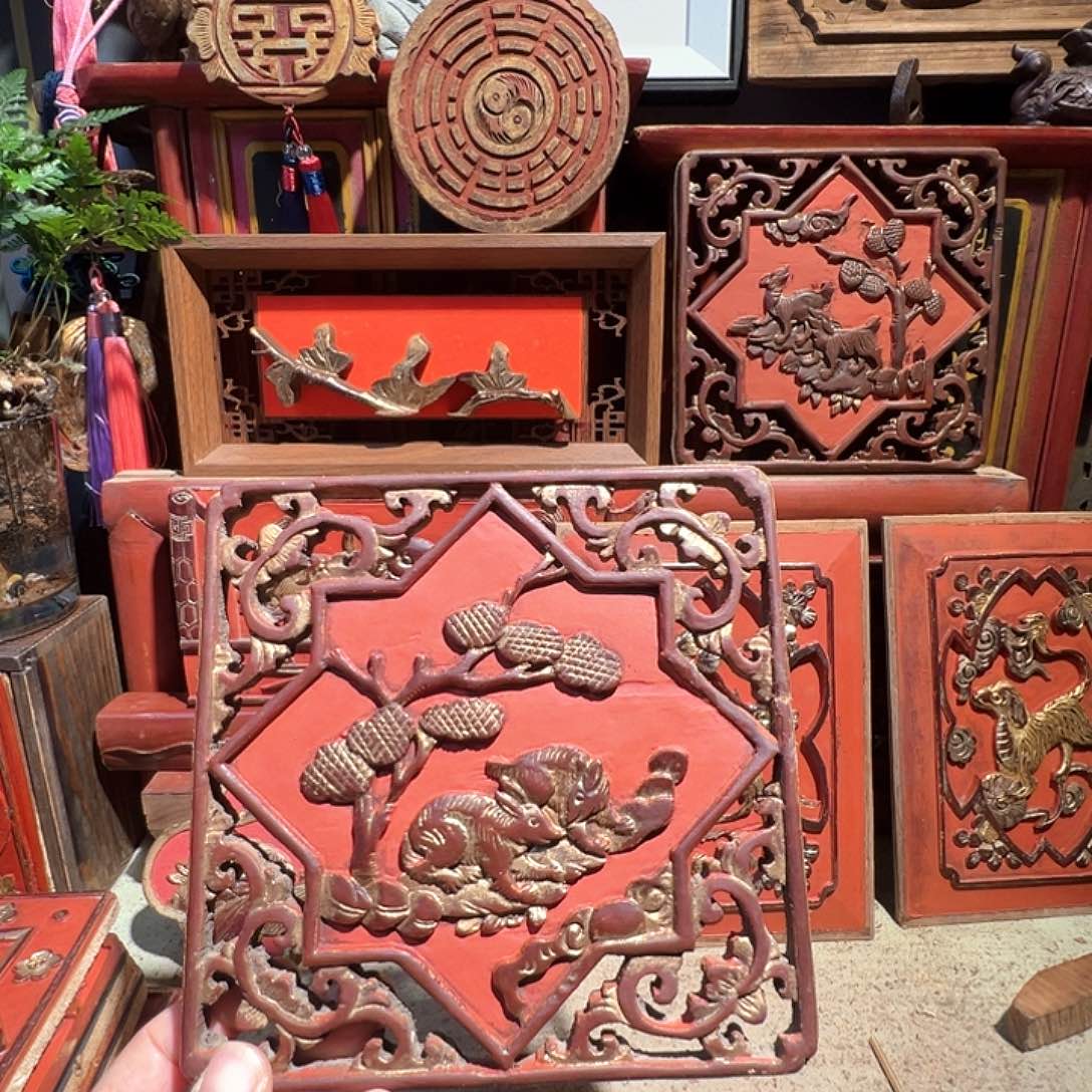 雨***田木玉兔呈祥木雕花板