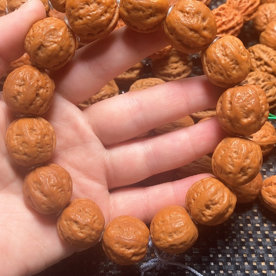 文玩核桃手串龙脊