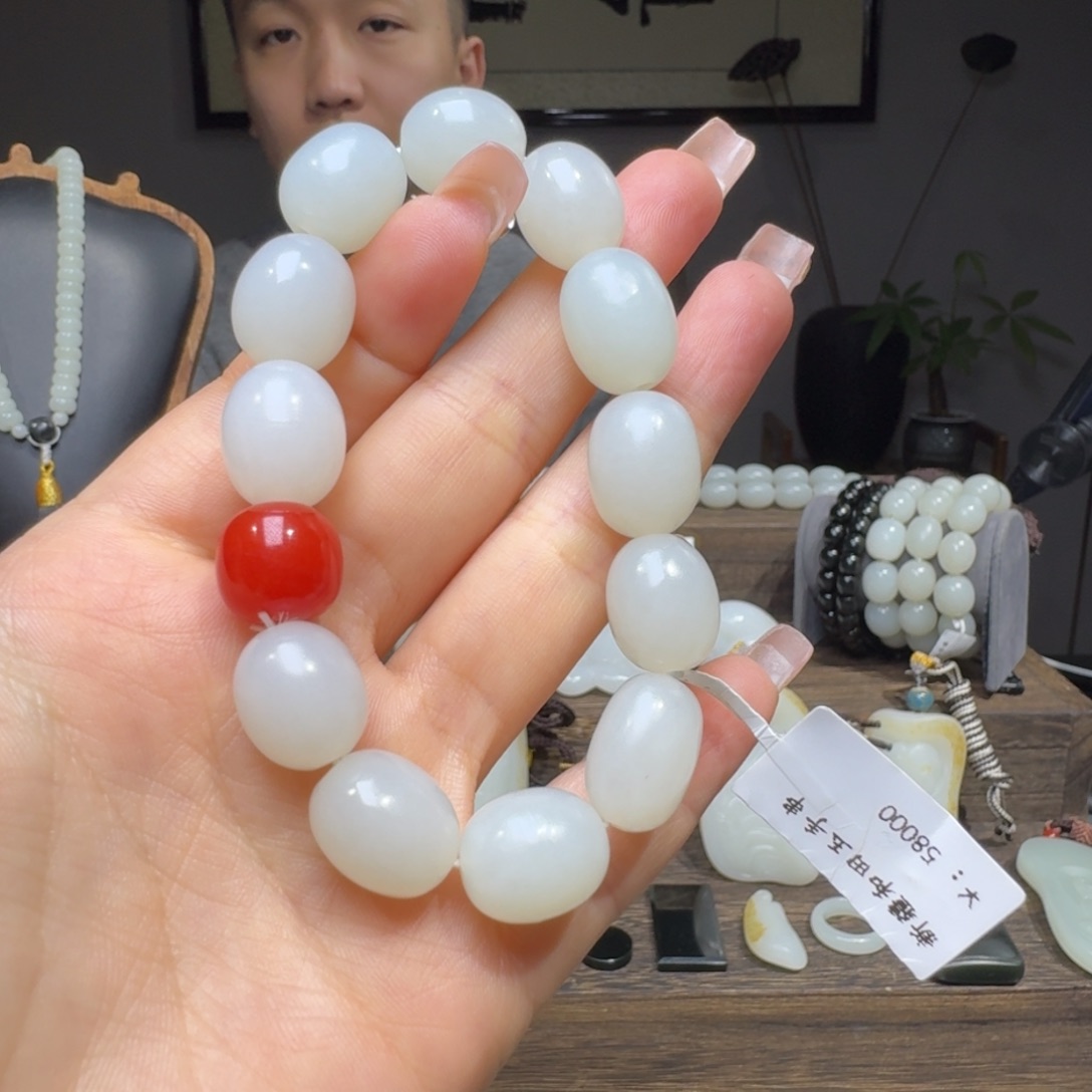 和田玉手串未镶嵌