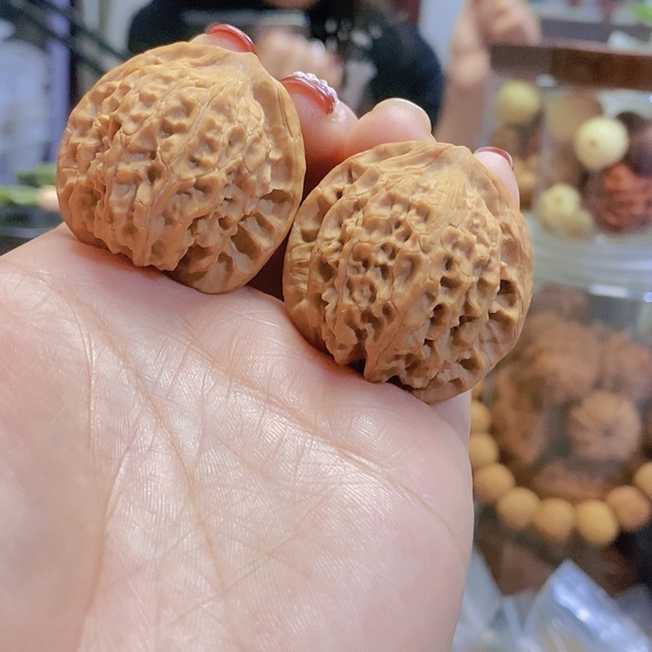 【闪购商品】文玩核桃把件37凤眼