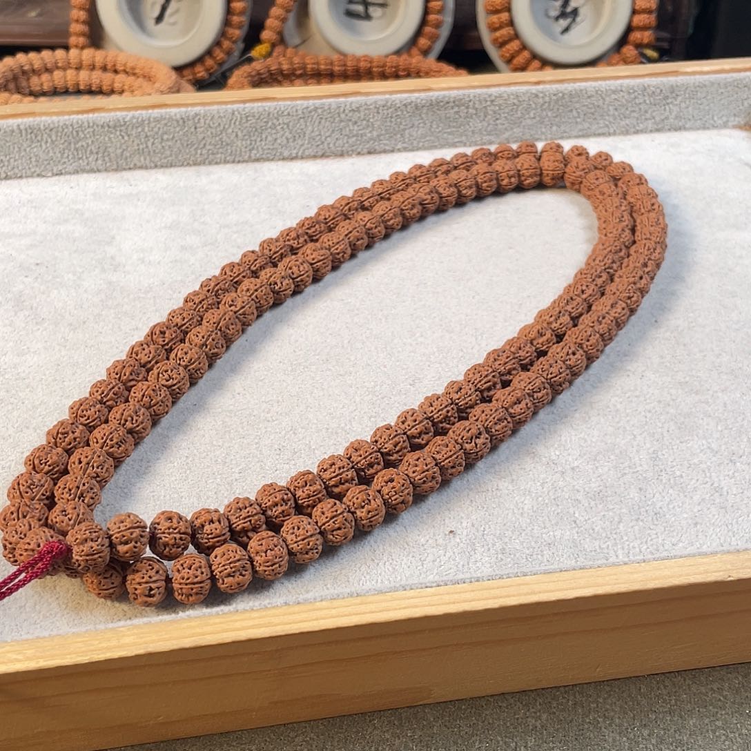 金刚菩提吊坠凹底梅花