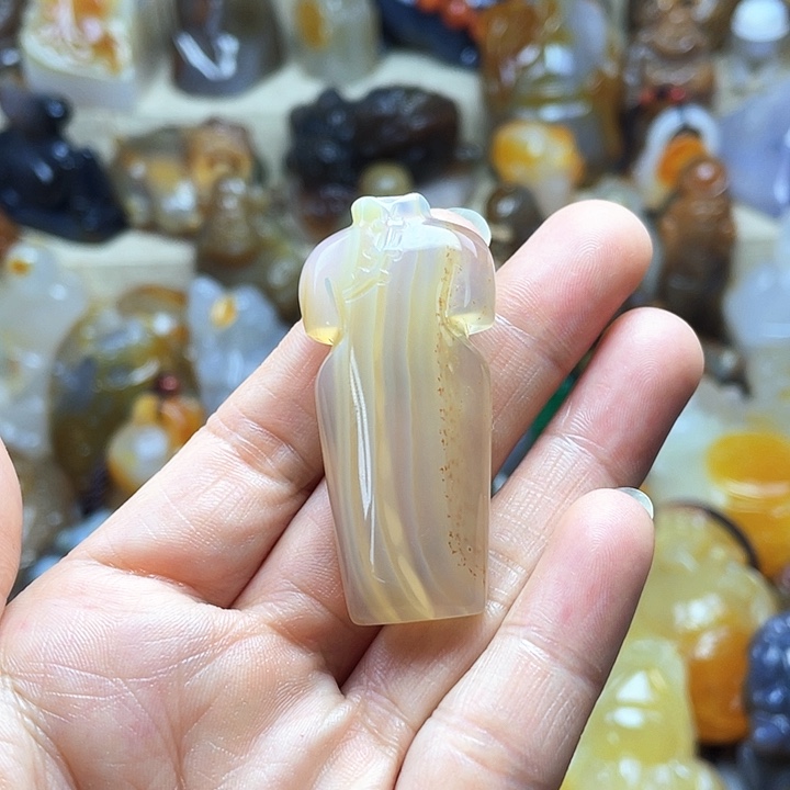 玛瑙/玉髓未镶嵌饰品