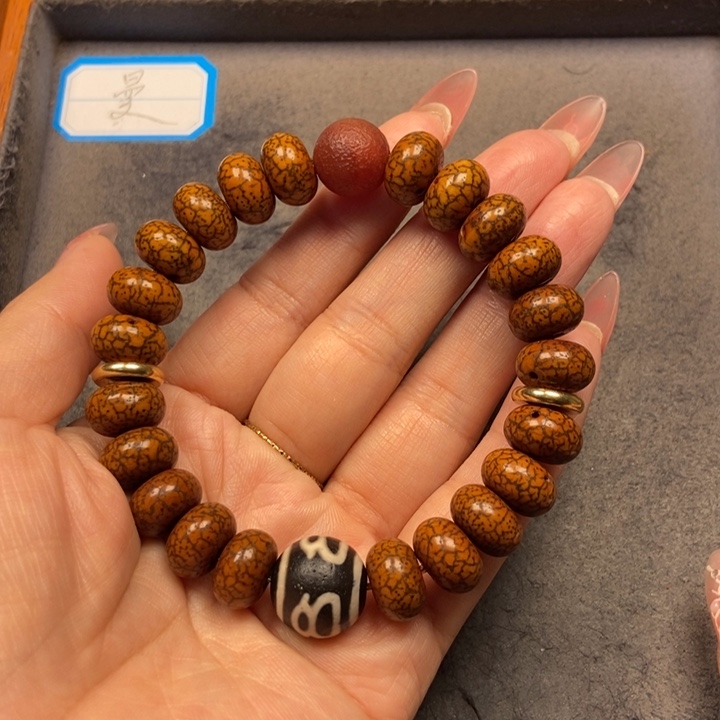 星月菩提吊坠菩提