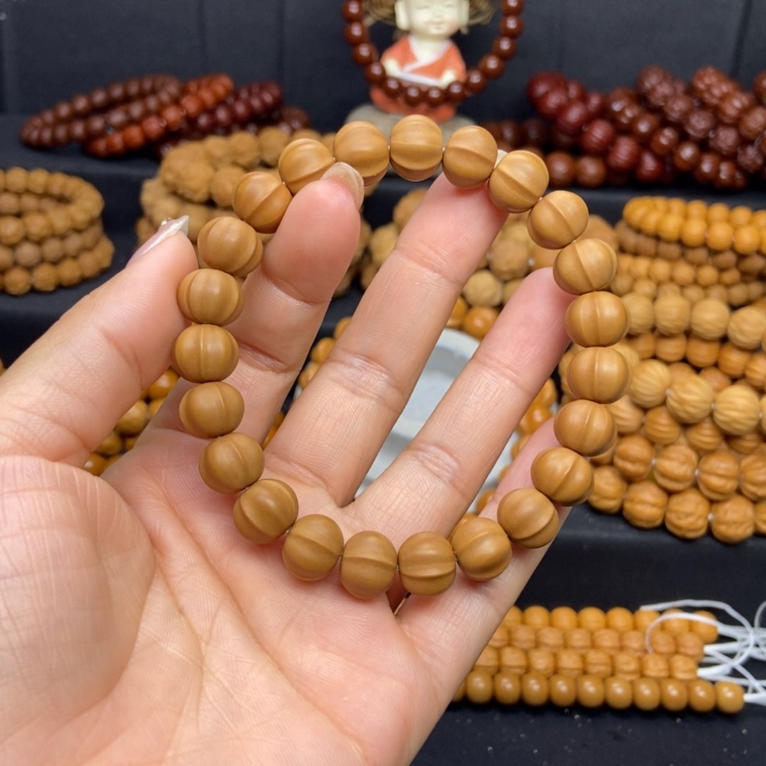 猴头核桃吊坠柒*小鲨鱼手串