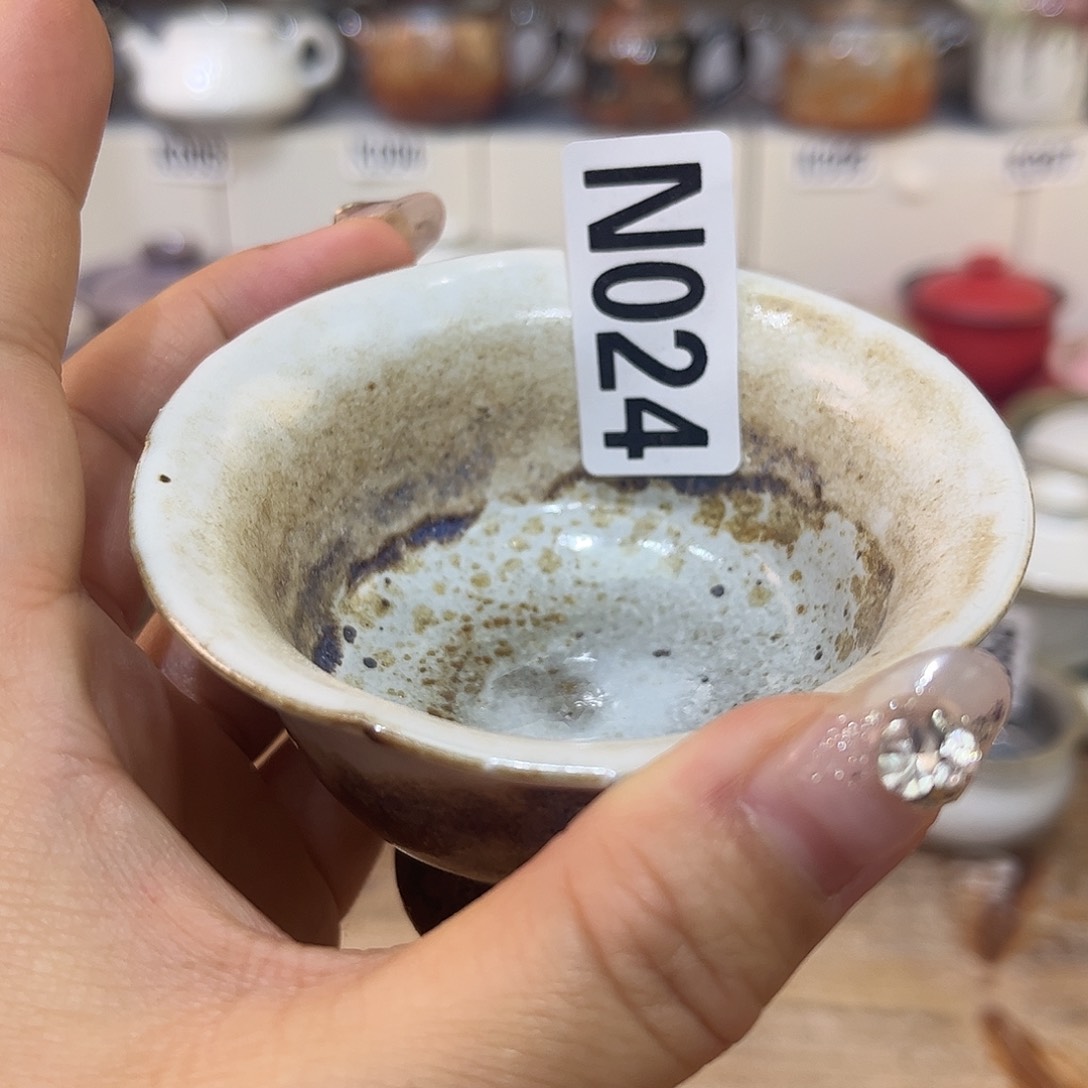 朱泥茶杯陶瓷艺术