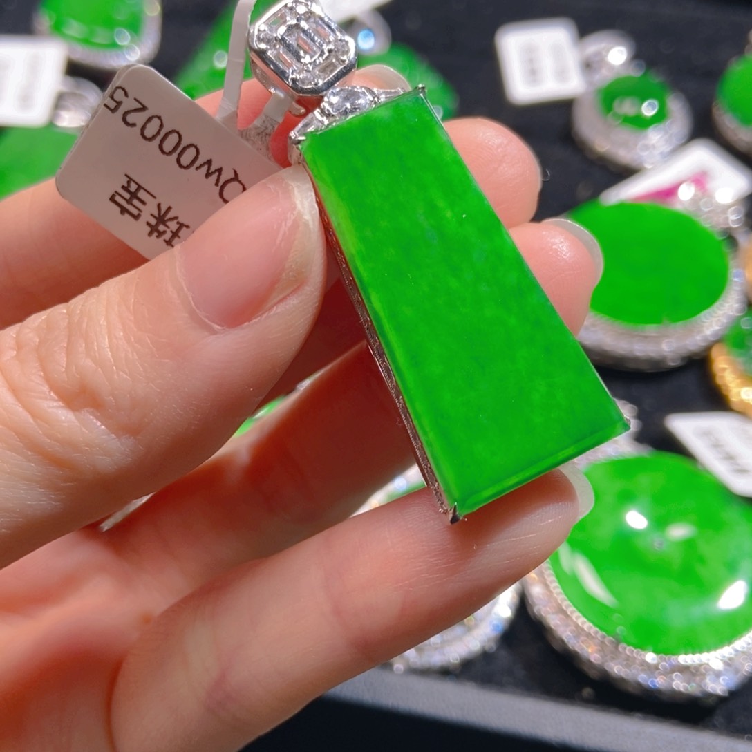 翡翠吊坠(不含链)银S925镶嵌