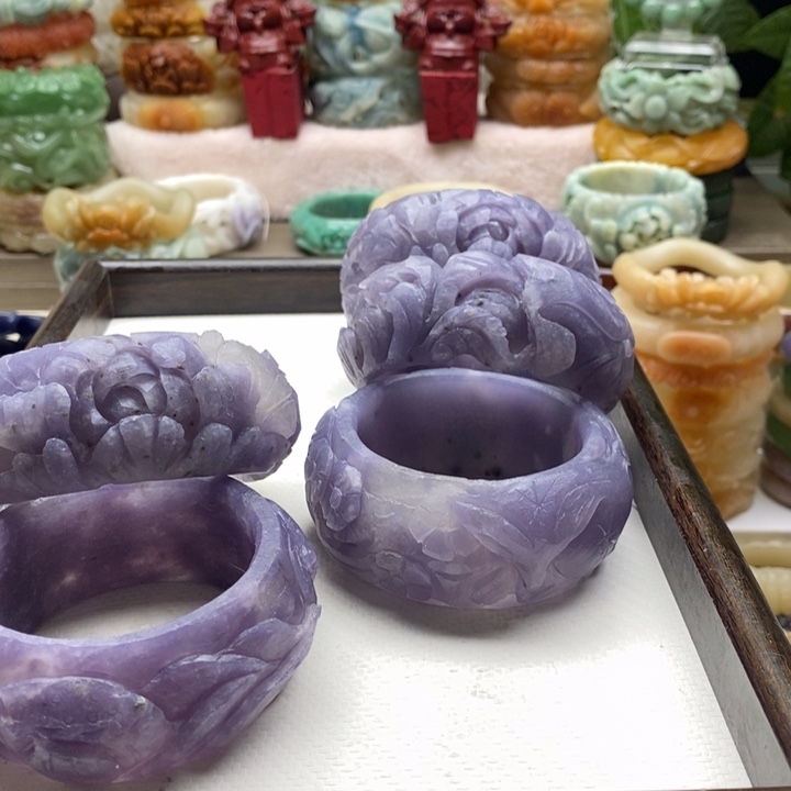 夢***影石英质玉未镶嵌手镯