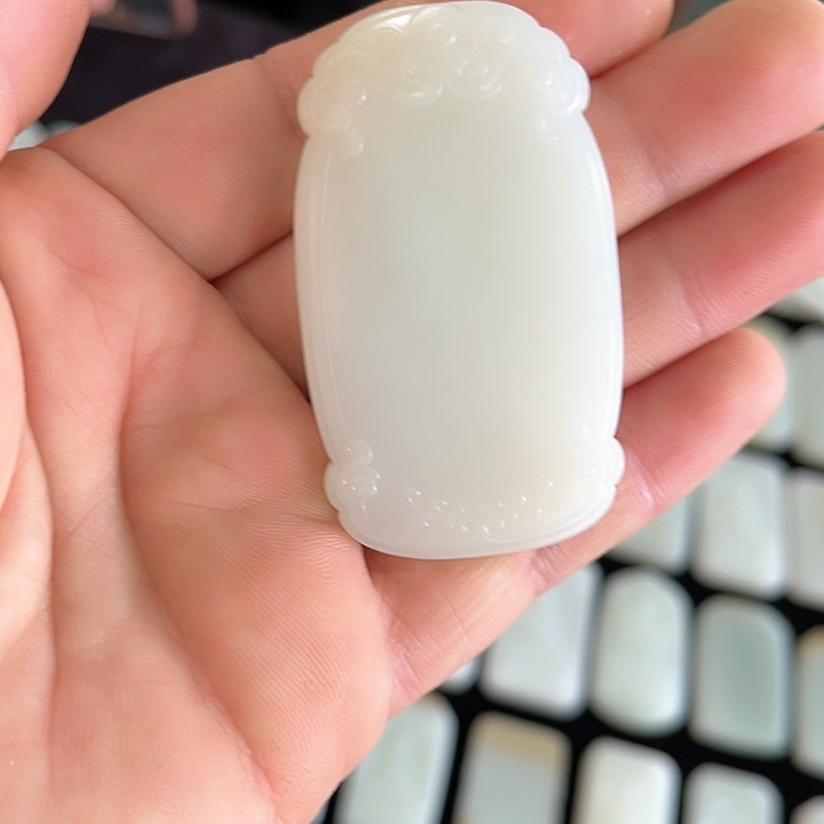 【闪购商品】颈饰未镶嵌和田玉