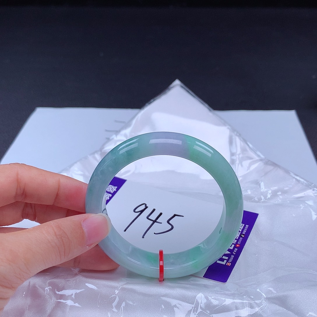 翡翠手镯未镶嵌手镯001483