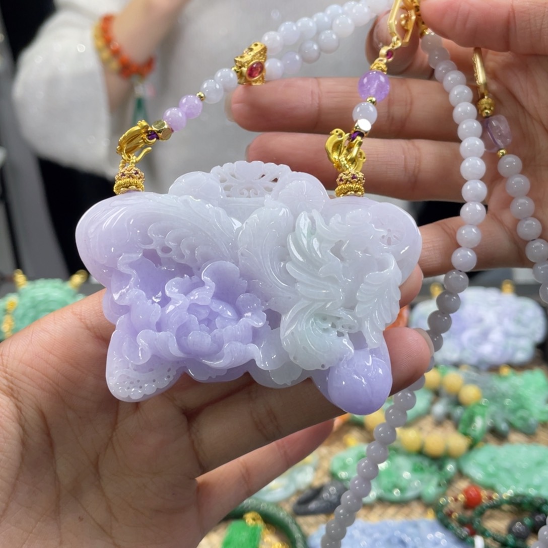 翡翠颈饰未镶嵌代编织