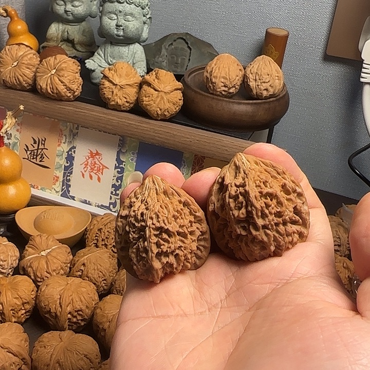 文玩核桃吊坠37老树原桩满天星核桃无修