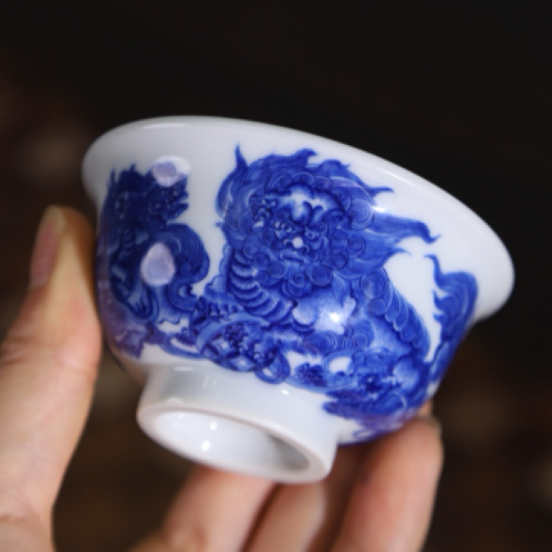 和然窑珍味青花点工狮子九狮小压手主人杯柴窑青花小压手主人杯茶