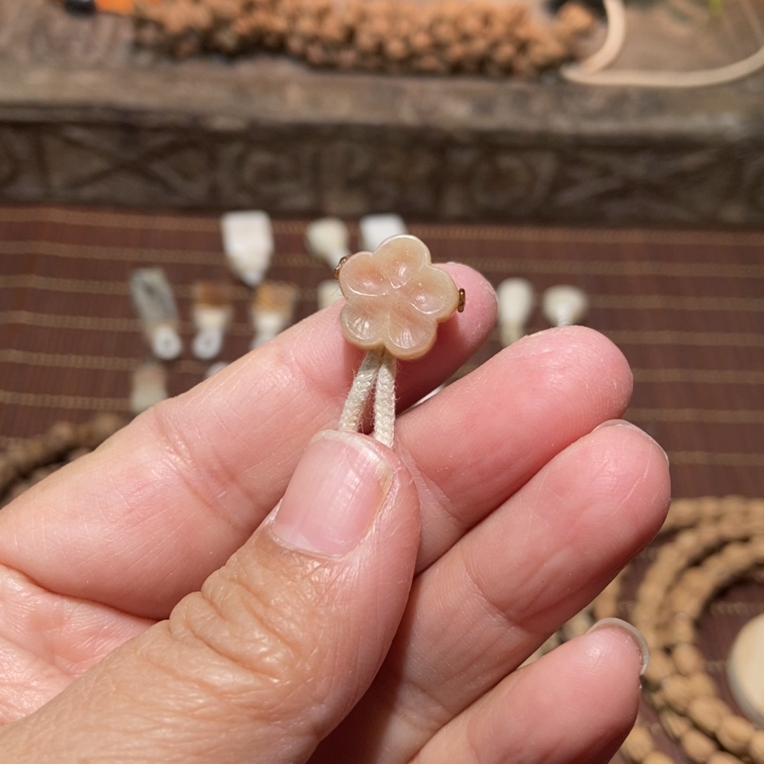 ****。吊坠柏香籽/百香籽