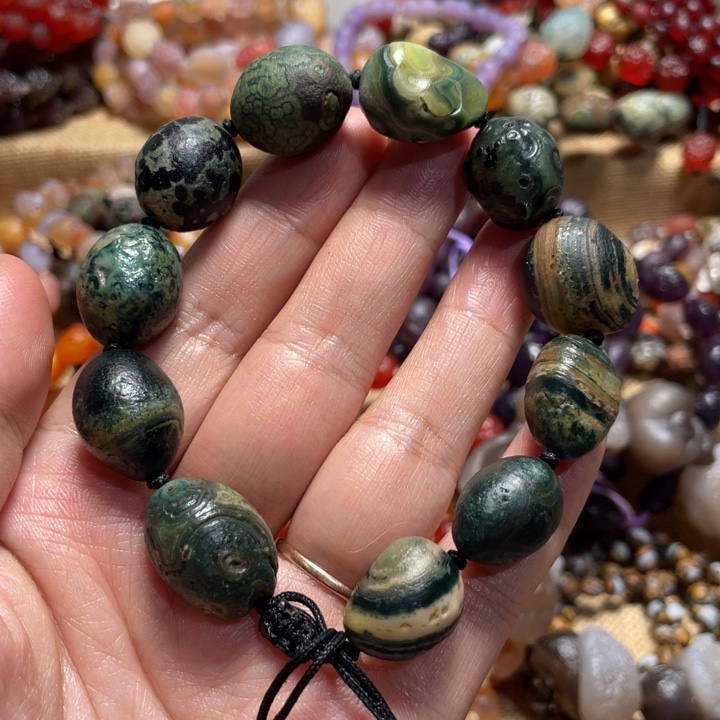 然***物石英石非金属阿拉善原石