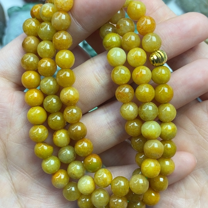 颈饰未镶嵌翡翠低**人