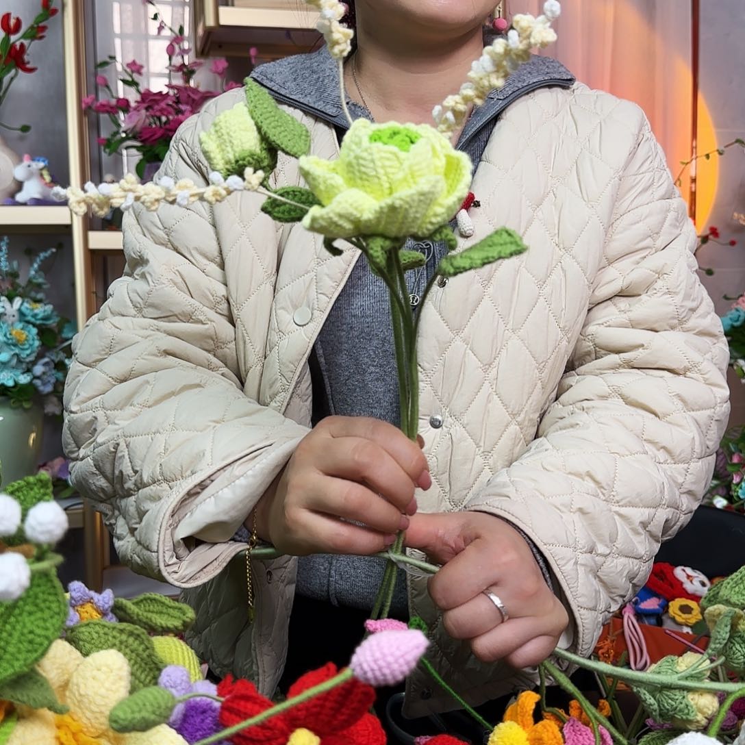 手工钩织设计花束