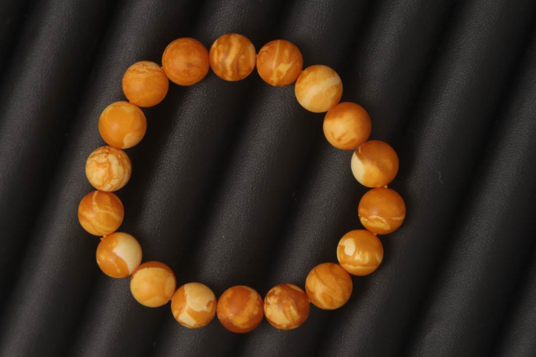 噶玛珠宝 蜜蜡10-11mm手串