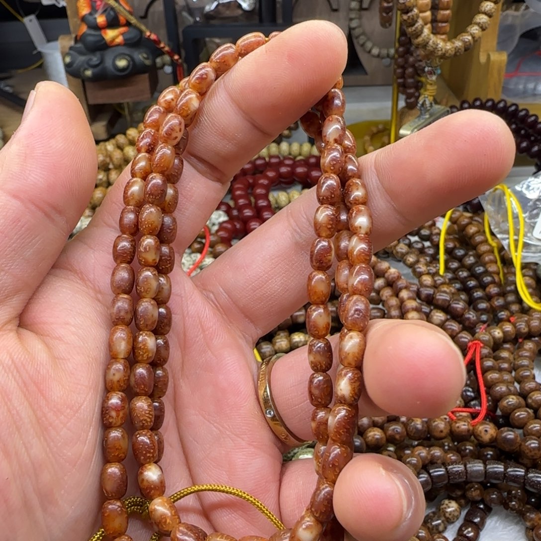 ꧂***界星月菩提吊坠5*7陈籽玉化脖挂