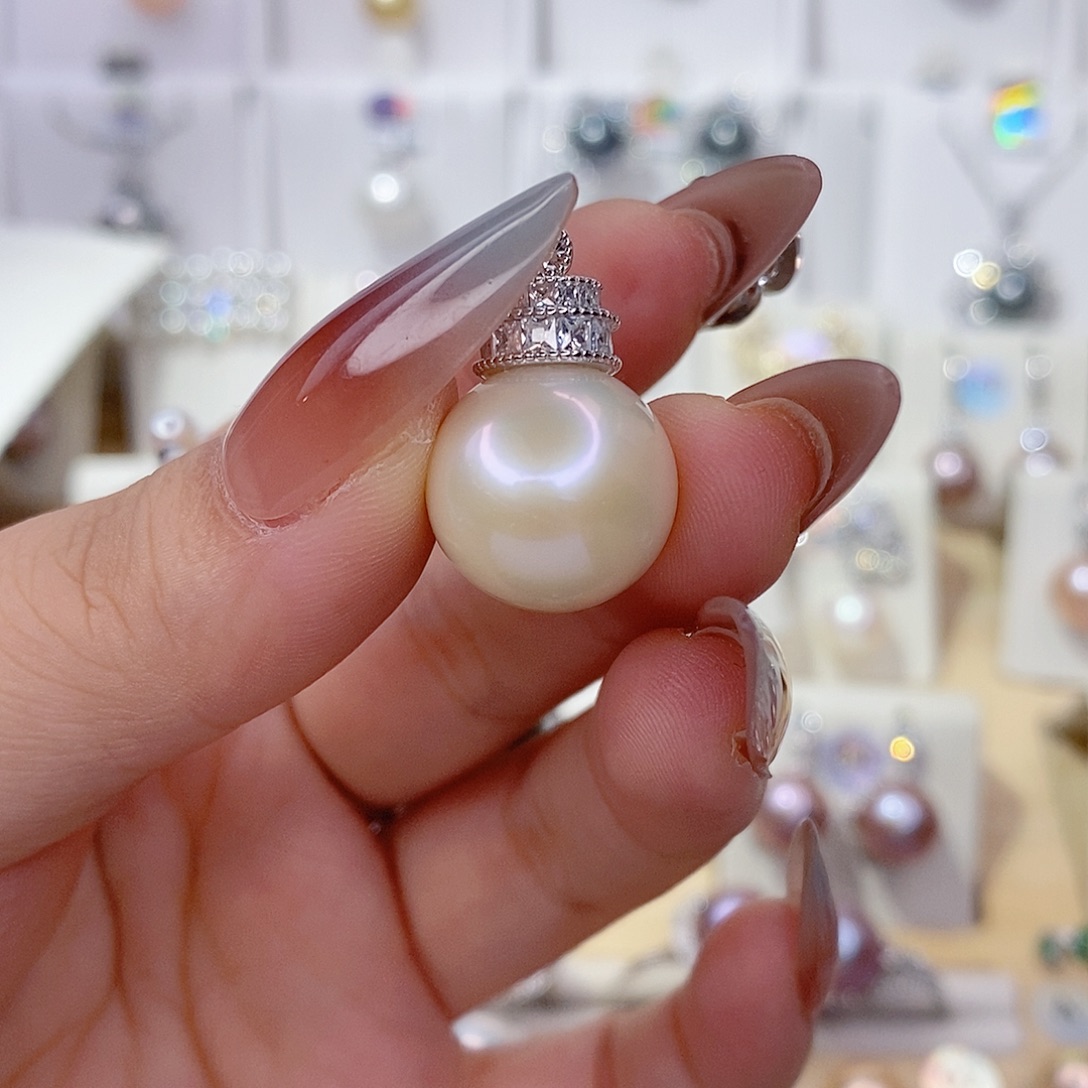 小***志淡水珍珠银S925镶嵌吊坠(赠链)