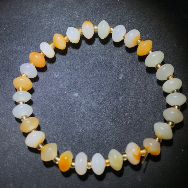 8-5新疆和田玉算盘珠手串