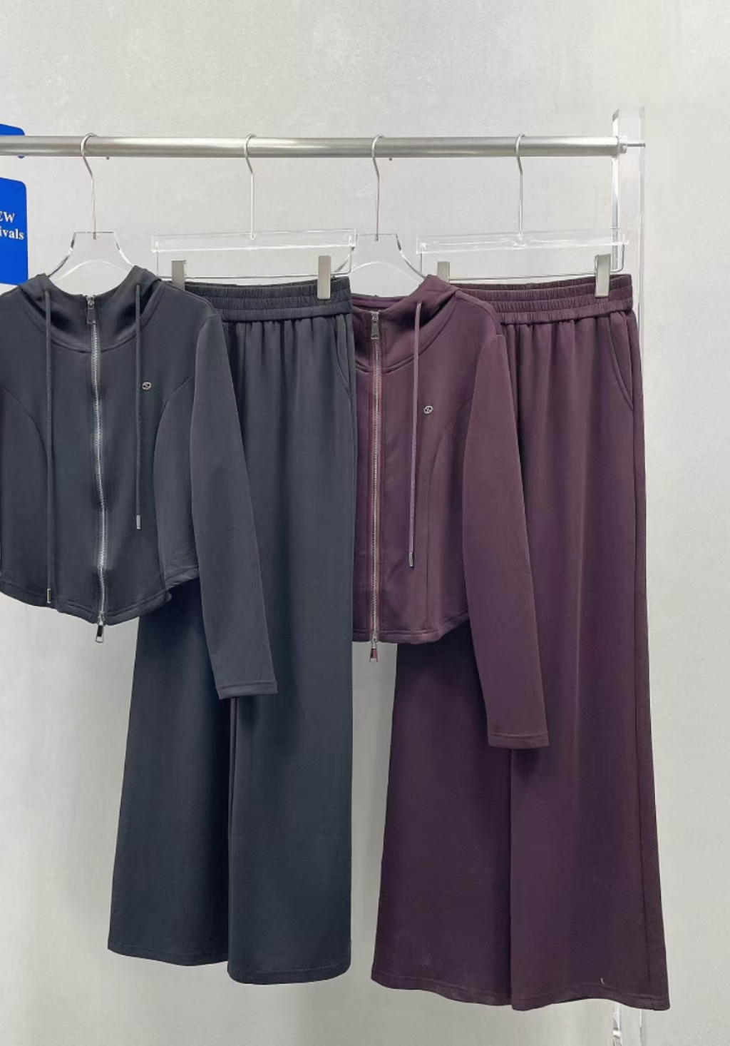 【现7050号 红色长袖套装 脏】姐妹服饰5店