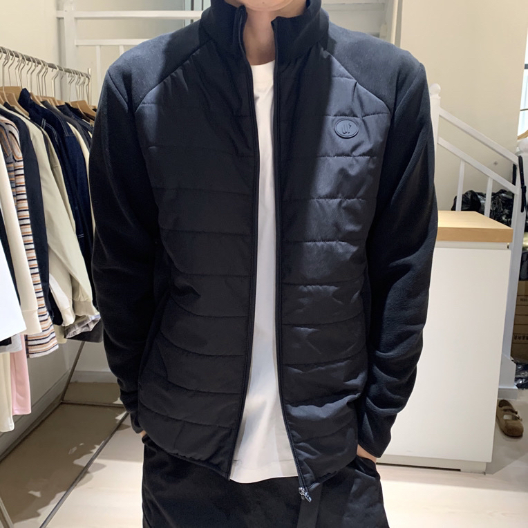 8085羊毛絮片气绒服