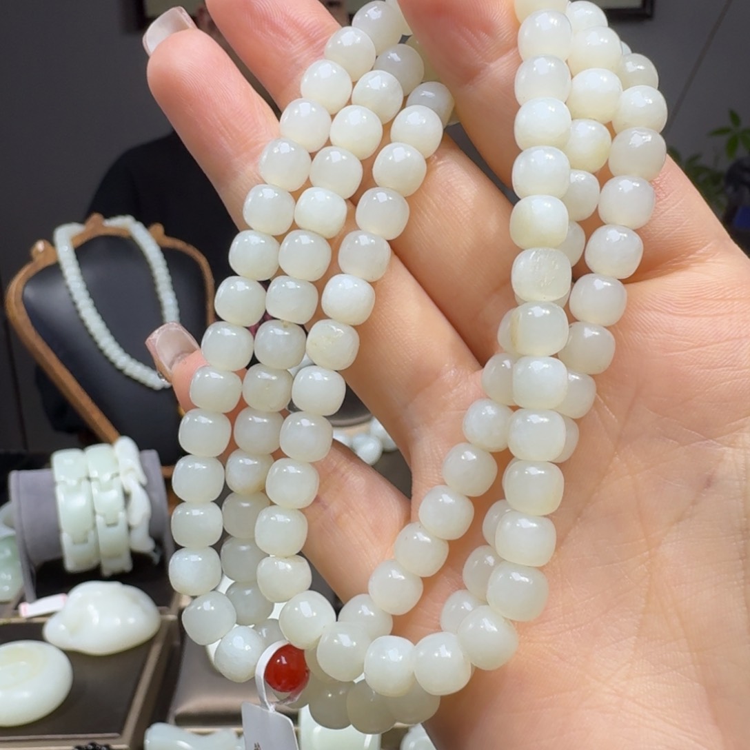 未镶嵌和田玉手链