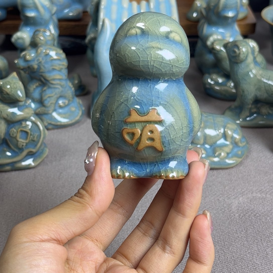 摆件哈哈哈哈哈哈哈哈哈哈哈