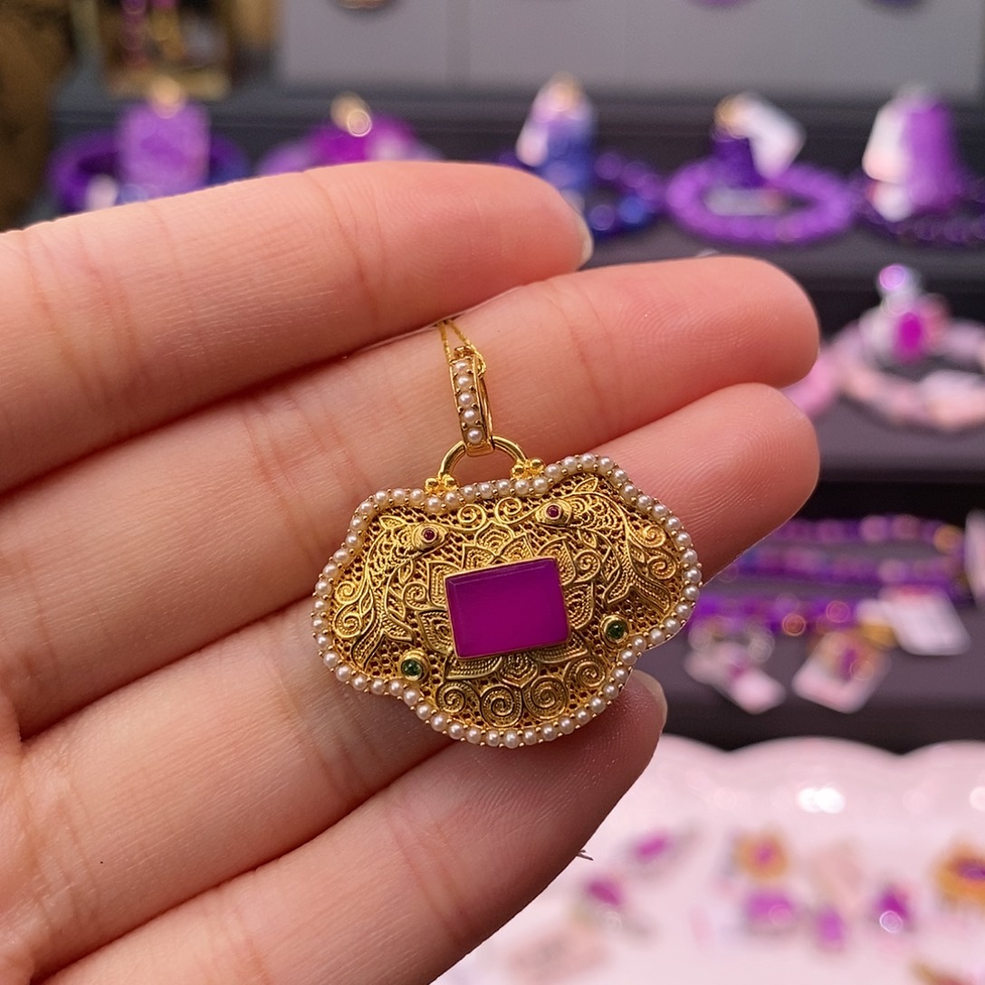 苏纪石（舒俱来）18K金镶嵌吊坠(不含链)