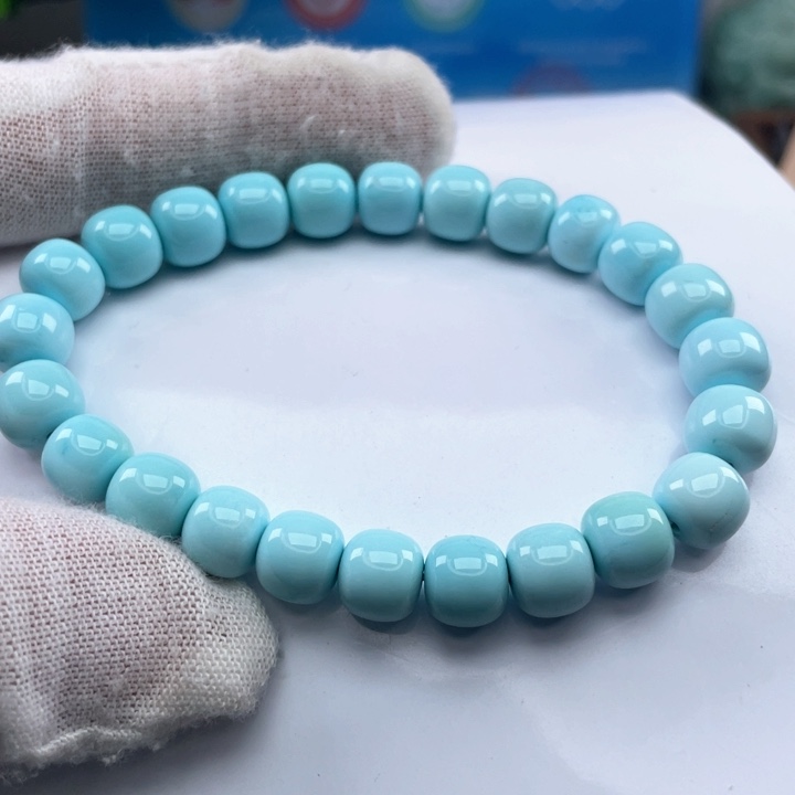 绿松石颈饰未镶嵌