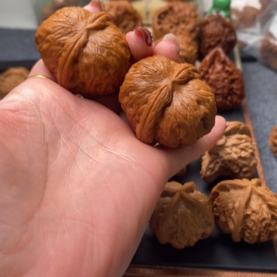 龍****文玩核桃吊坠44元宝081