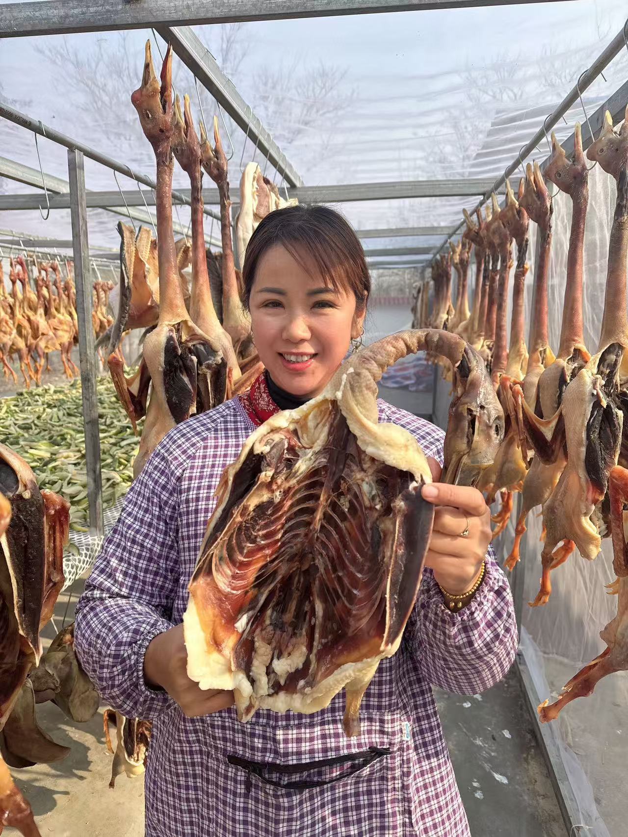 安徽定远农家腌制麻鸭日晒自然风干