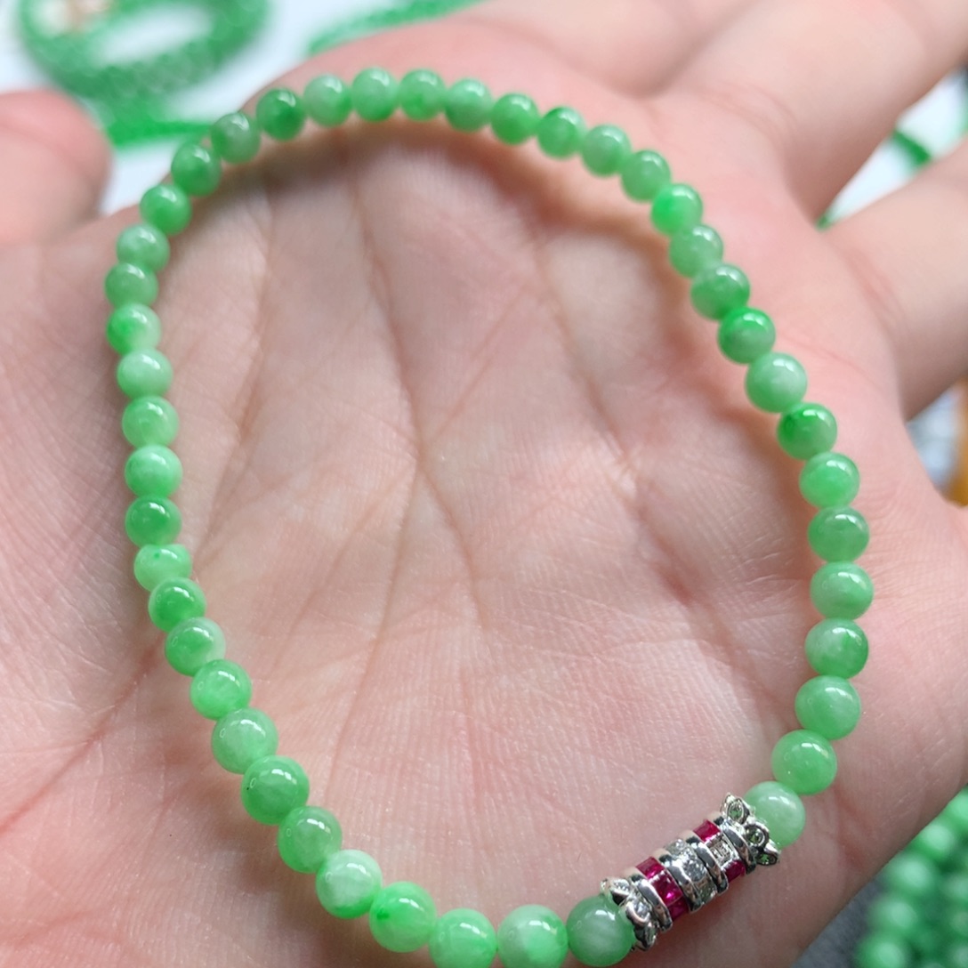 翡翠未镶嵌手链翡翠