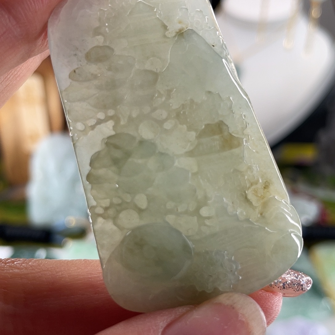 翡翠颈饰未镶嵌山水牌