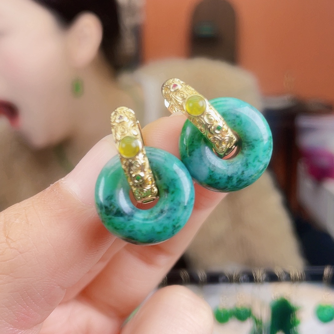 翡翠未镶嵌耳饰饰品